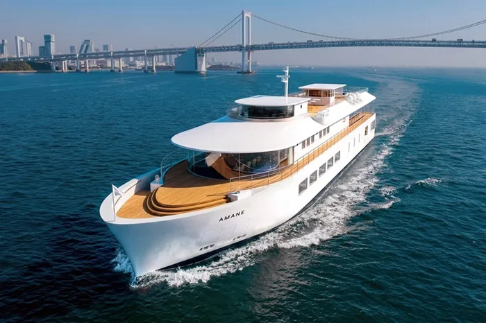 Tokyo Bay cruise ship Lady Crystal to end service after 36 years