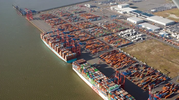 EUROGATE secures financing for Wilhelmshaven terminal automation project