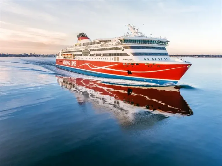 Viking Line extends Wärtsilä maintenance partnership to another ferry