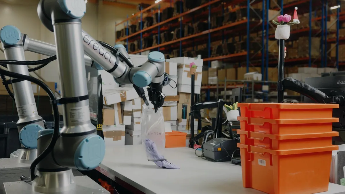CEVA Logistics and Zalando introduce AI-powered returns automation