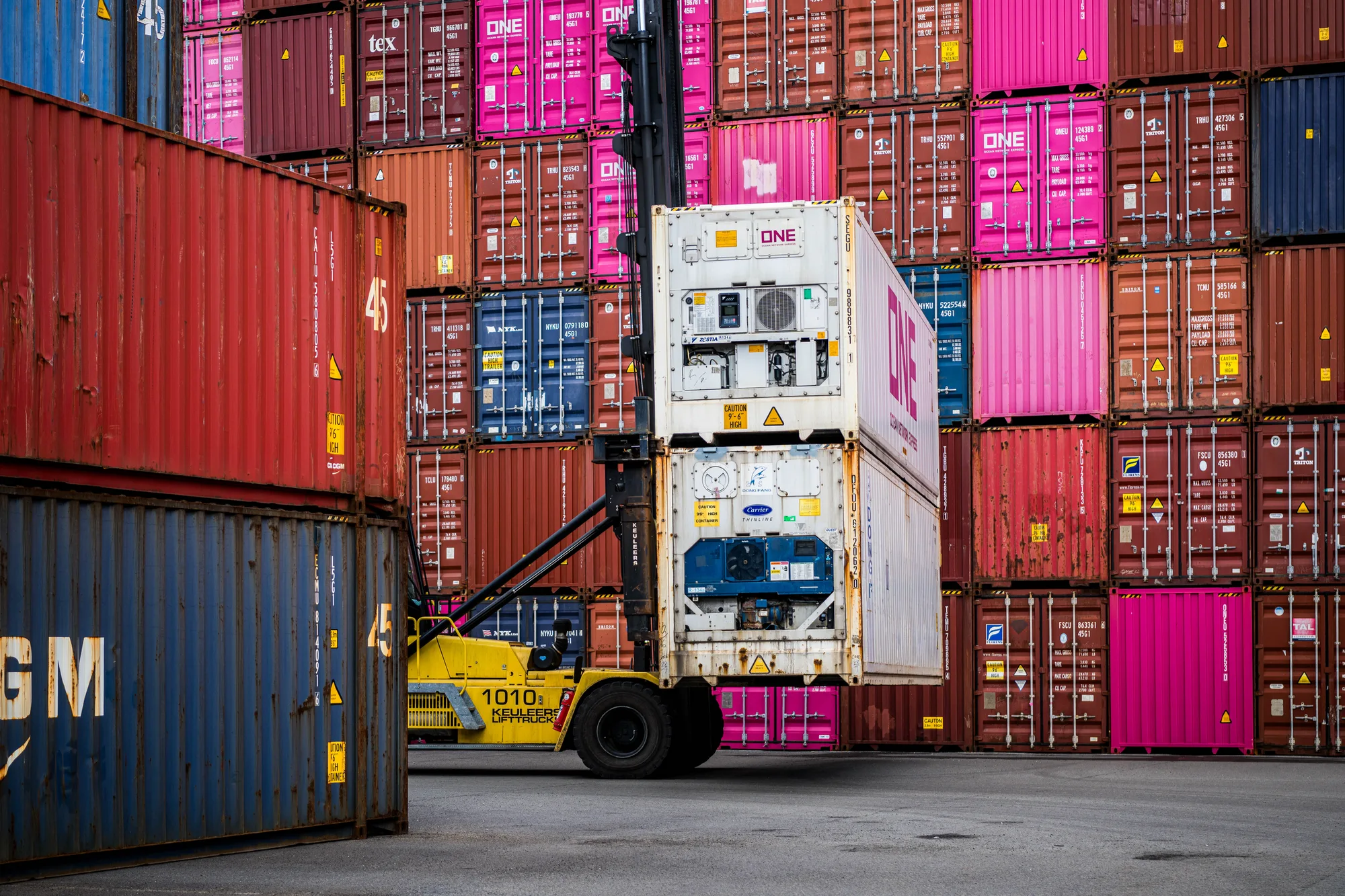 Antwerp-Bruges container traffic rebounds despite lower overall throughput