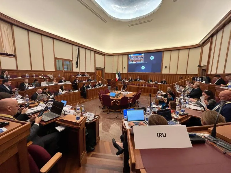 IRU calls for wider digitalisation of cross-border trucking