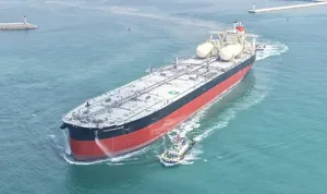 Kawasaki Heavy Industries delivers LNG-fueled VLCC Tsurugidake