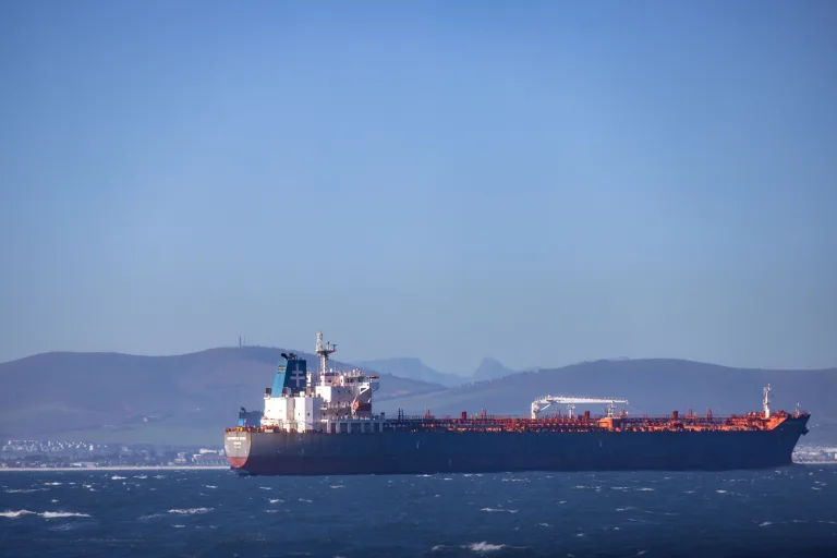 Great Eastern Shipping expands tanker fleet with Suezmax newbuilding deal