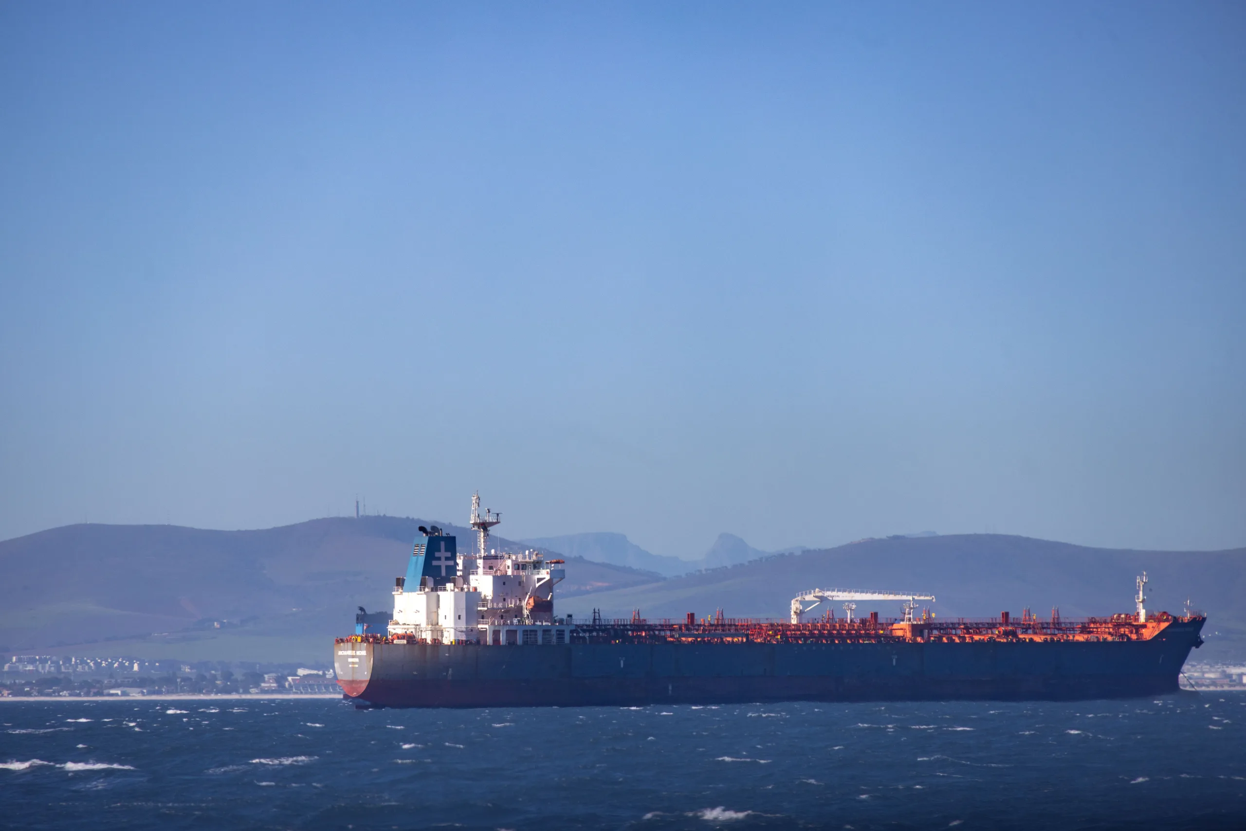 Great Eastern Shipping expands tanker fleet with Suezmax newbuilding deal