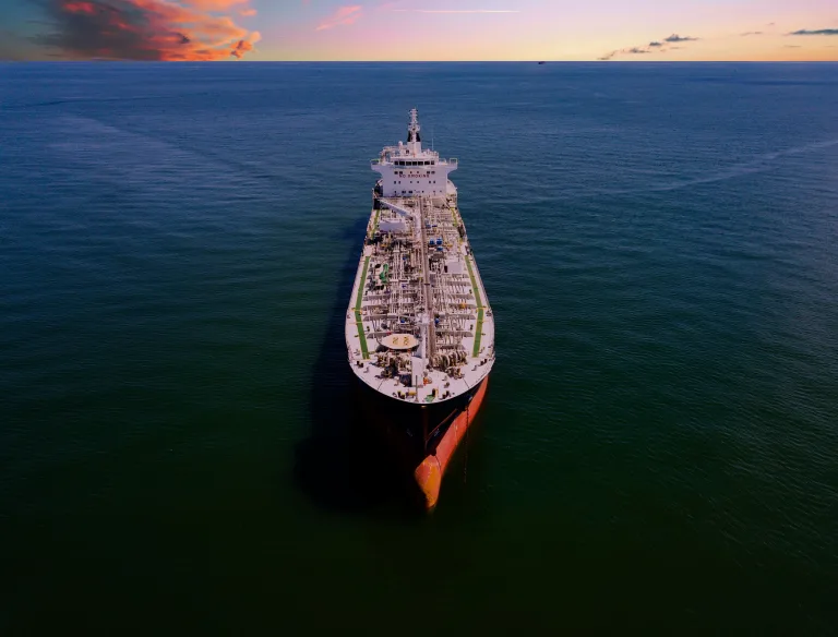 TOP SHIPS agrees to acquire four tanker newbuilding companies
