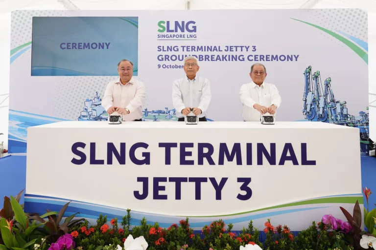 Singapore LNG begins construction of third jetty to expand bunkering capacity